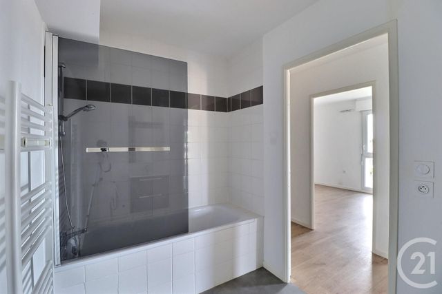 Appartement T3 à louer - 3 pièces - 63.84 m2 - HAUBOURDIN - 59 - NORD-PAS-DE-CALAIS - Century 21 Les Weppes