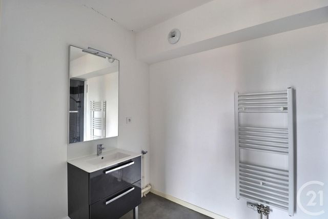 Appartement T3 à louer - 3 pièces - 63.84 m2 - HAUBOURDIN - 59 - NORD-PAS-DE-CALAIS - Century 21 Les Weppes