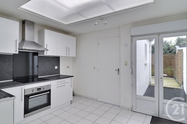 maison à louer - 4 pièces - 76.0 m2 - HOUPLINES - 59 - NORD-PAS-DE-CALAIS - Century 21 Les Weppes