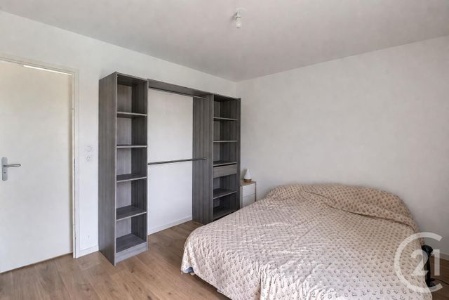 Appartement T2 à louer - 2 pièces - 47.0 m2 - HAUBOURDIN - 59 - NORD-PAS-DE-CALAIS - Century 21 Les Weppes