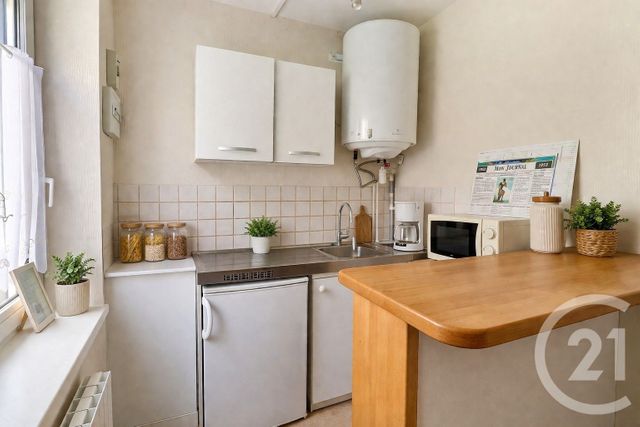 Appartement T1 à vendre - 1 pièce - 20.33 m2 - LOOS - 59 - NORD-PAS-DE-CALAIS - Century 21 Les Weppes