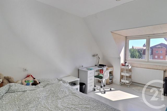 Appartement T3 à louer - 3 pièces - 61.78 m2 - LILLE - 59 - NORD-PAS-DE-CALAIS - Century 21 Les Weppes