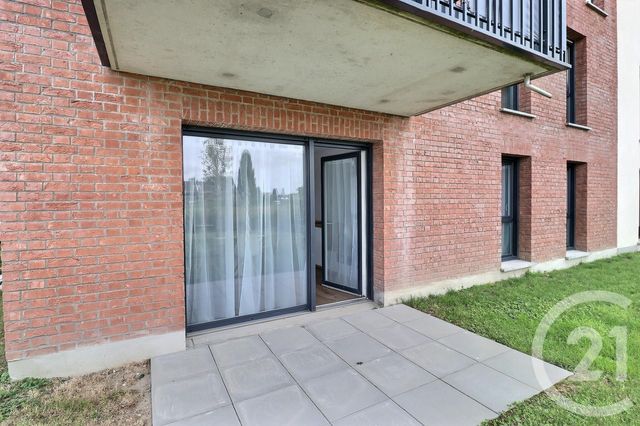 Appartement T3 à louer - 3 pièces - 63.71 m2 - ARMENTIERES - 59 - NORD-PAS-DE-CALAIS - Century 21 Les Weppes