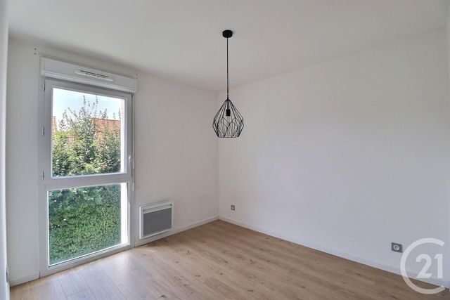 Appartement T3 à louer - 3 pièces - 64.8 m2 - HALLENNES LEZ HAUBOURDIN - 59 - NORD-PAS-DE-CALAIS - Century 21 Les Weppes