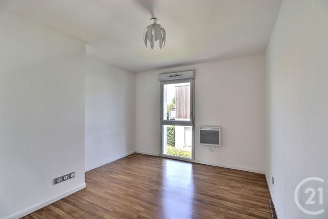 Appartement T3 à louer - 3 pièces - 64.8 m2 - HALLENNES LEZ HAUBOURDIN - 59 - NORD-PAS-DE-CALAIS - Century 21 Les Weppes