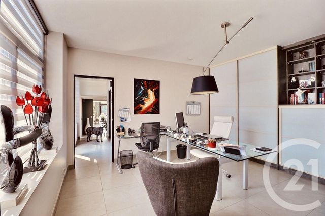 maison à vendre - 7 pièces - 448.34 m2 - WATTIGNIES - 59 - NORD-PAS-DE-CALAIS - Century 21 Les Weppes