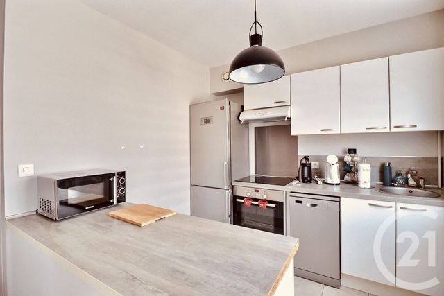 Appartement F3 à vendre - 3 pièces - 55.36 m2 - HALLENNES LEZ HAUBOURDIN - 59 - NORD-PAS-DE-CALAIS - Century 21 Les Weppes