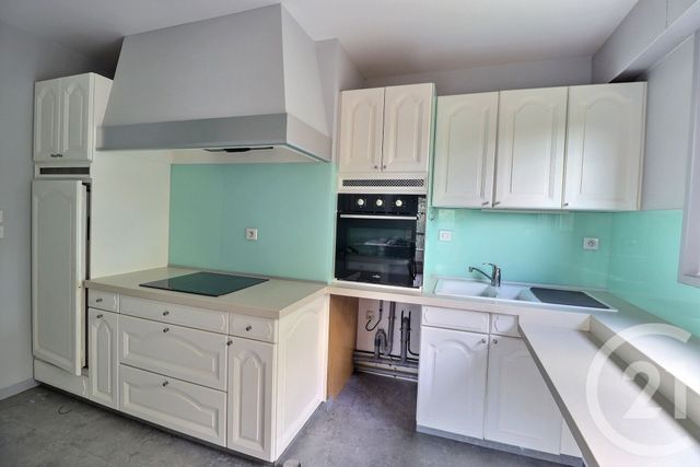 Appartement F3 à louer - 3 pièces - 99.32 m2 - LOOS - 59 - NORD-PAS-DE-CALAIS - Century 21 Les Weppes